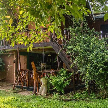 Anushka Nera Nature House 锡吉里亚 客房 照片