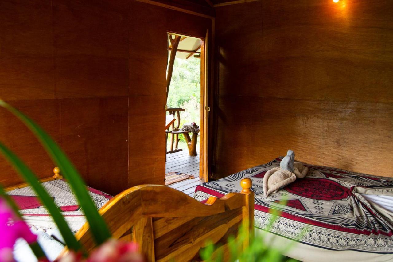 Anushka Nera Nature House 锡吉里亚 客房 照片