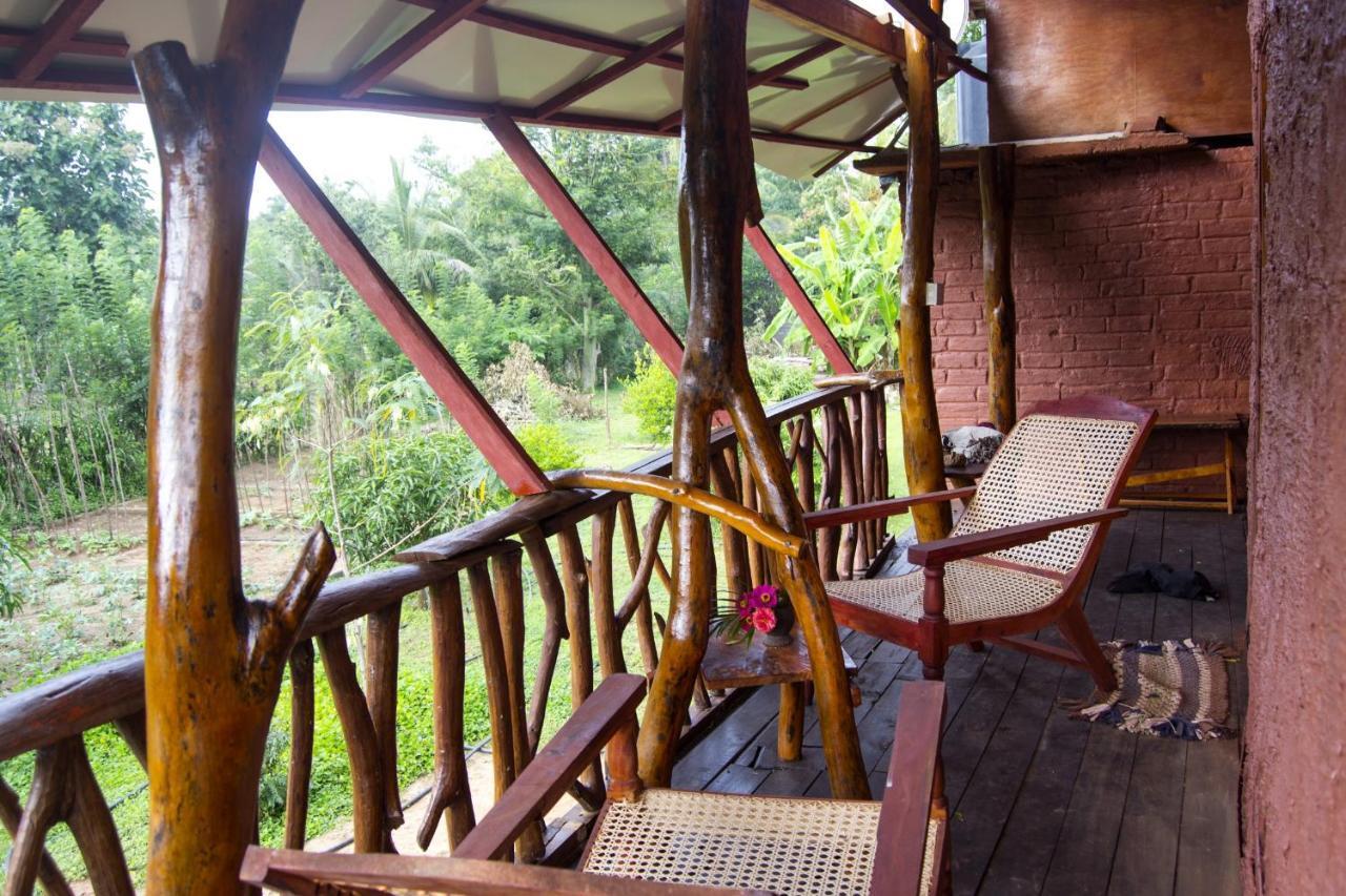 Anushka Nera Nature House 锡吉里亚 客房 照片